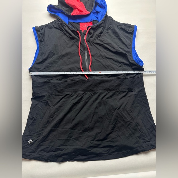 Athleta Black, blue and red Hooded Sleeveless running Top. Size L - Picture 6 of 6